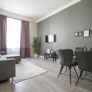 Brand New Luxury 2 Bedroom Near Augarten Apartamento